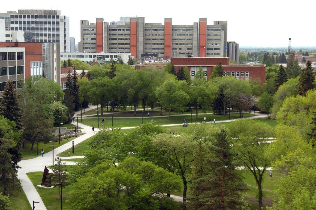 阿尔伯塔大学住宿旅馆 埃德蒙顿 外观 照片